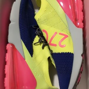 Air Max 270 Flynit